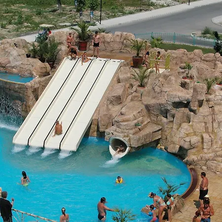 Kotva فندق ساني بيتش