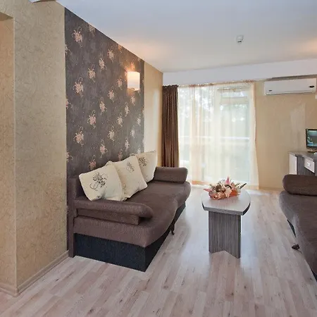 Kotva Hotell 4*