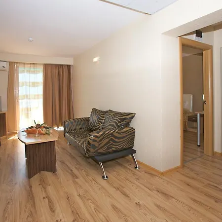 Kotva 4* סאני ביץ'