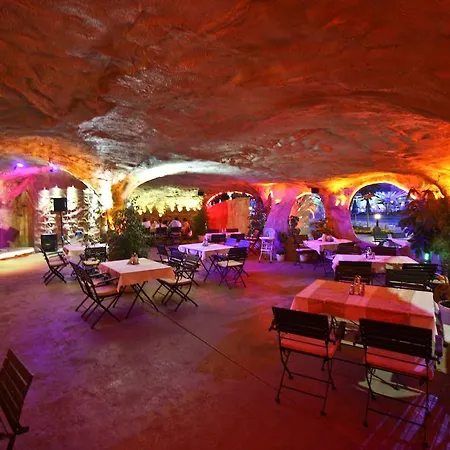 Kotva - Hotel