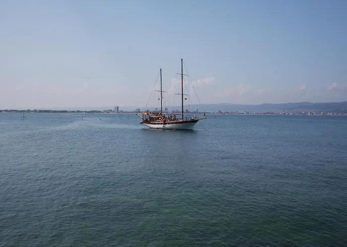 Kotva מלון סאני ביץ'