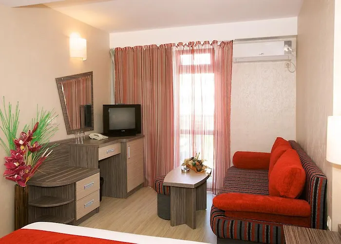 Хотел котва 4*